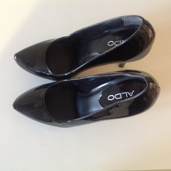 Black Patent Pumps - Picture 4 of 4